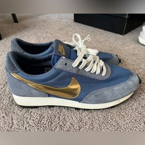 Nike Daybreak SP Blue and Gold Metallic, Men’s Sz 12